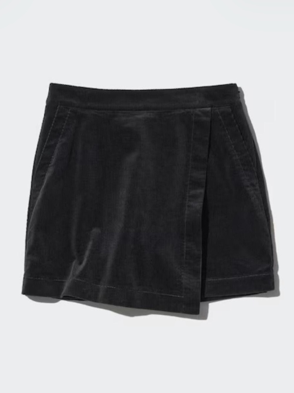 Uniqlo Black Corduroy Women's Skort - bought in Japan